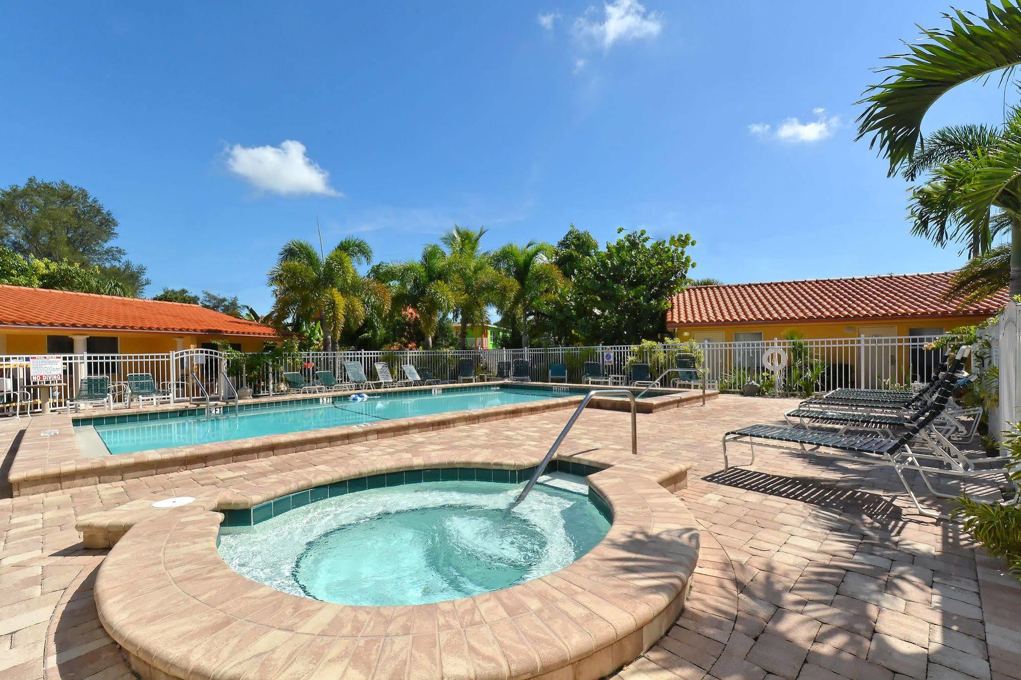 Siesta Key Beach Resort And Suites Sarasota Exteriér fotografie